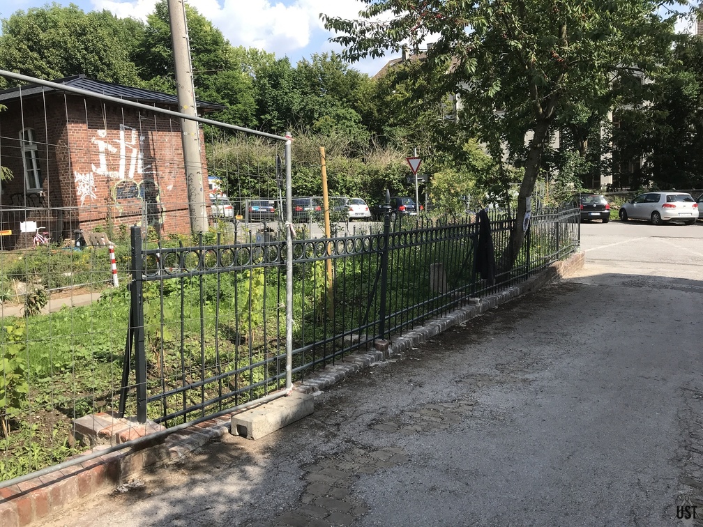 IMG 2490 (5650 Besuche) Zaunstreichung beendet IMG 2490