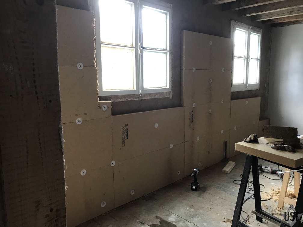 IMG 2860 (9019 Besuche) Isolierung Außenwand in der CAM-Werkstatt wird aufgebaut IMG 2860