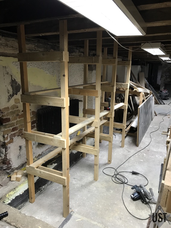 IMG 3515 (4991 Besuche) Werkstattregal wird im Keller neu aufgebaut IMG 3515