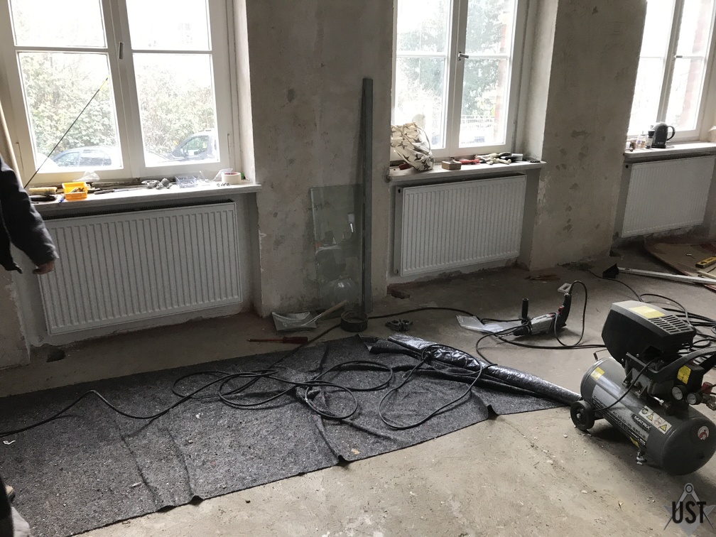 IMG 3576 (5214 Besuche) Heizkörper im Devtal IMG 3576