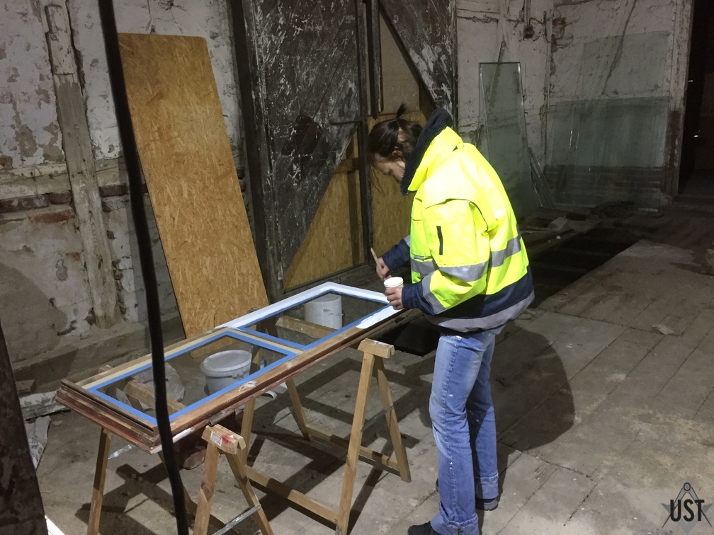 IMG 7689 (7897 Besuche) Fenstersanierung in der Montagehalle IMG 7689