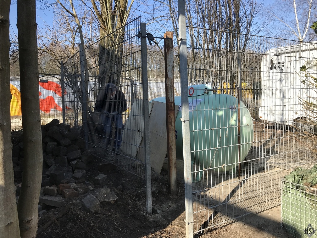 IMG 4108 (5737 Besuche) Käfig Gastank kurz vor der Komplettierung IMG 4108