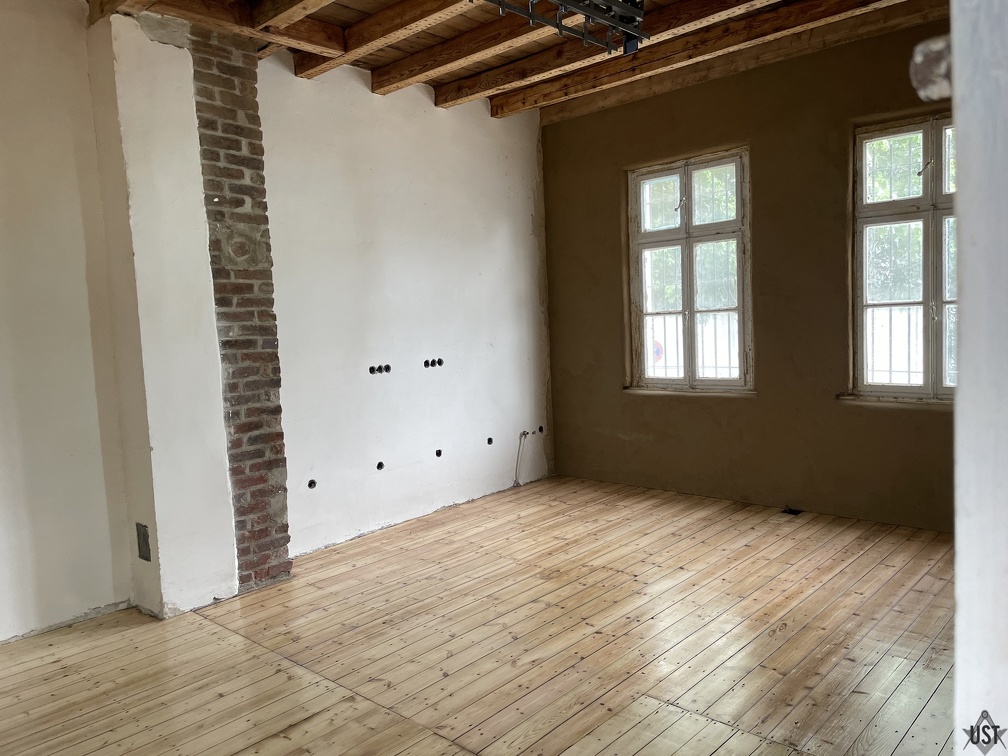 IMG 0071 (8412 Besuche) Der Boden in der Empfangslounge ist nun fertig IMG 0071