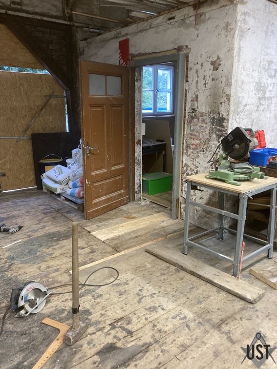 IMG 5048 (5693 Besuche) Marode Dielen ausgetauscht IMG 5048