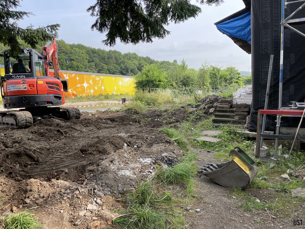 IMG 0348 (5677 Besuche) Fläche vor der GPA wird eingeebnet und abgesenkt IMG 0348