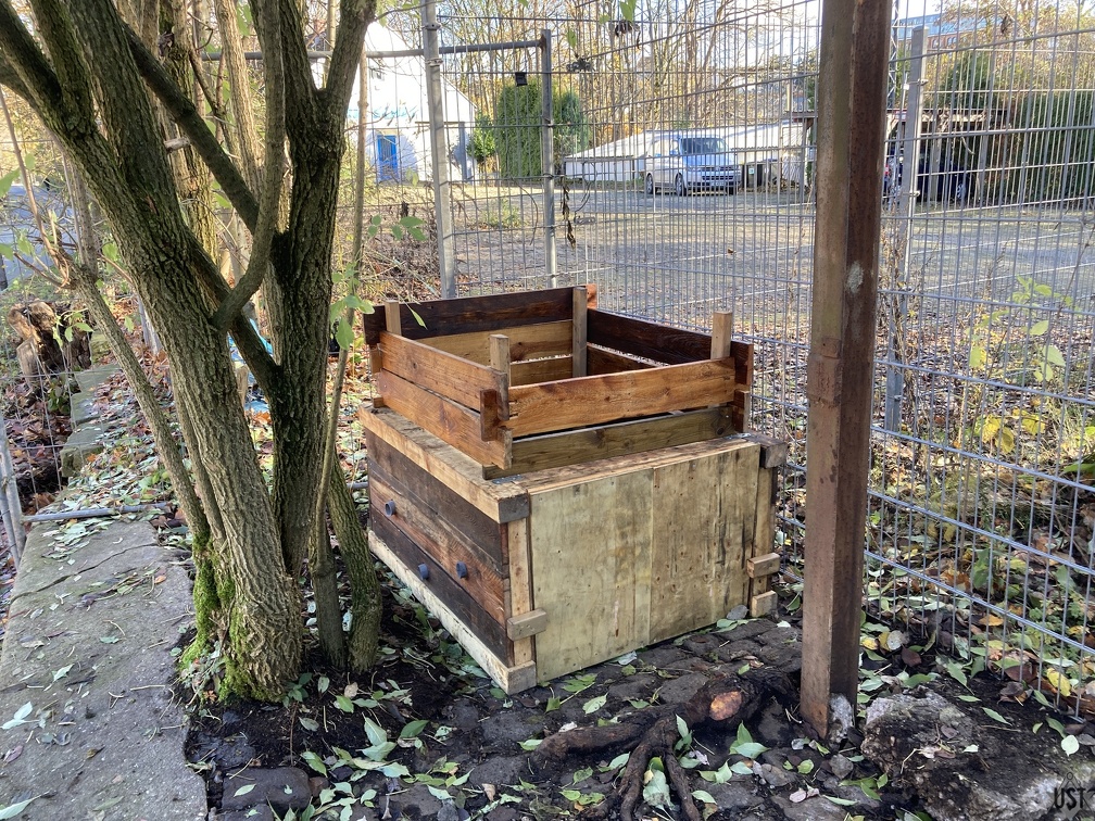 IMG 5719 (5707 Besuche) Kompost nimmt seine Arbeit auf. IMG 5719