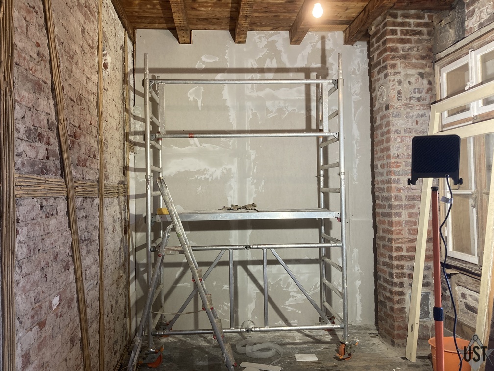 IMG 5998 (6724 Besuche) Wand im Shop ist berigipst IMG 5998