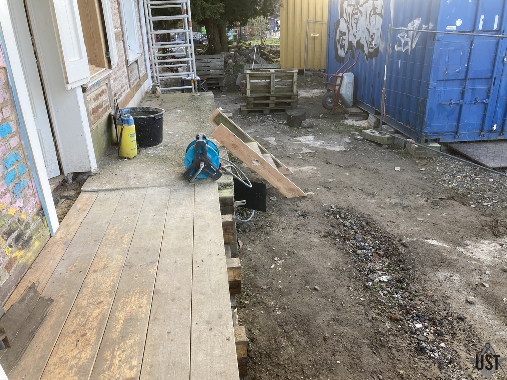 IMG 6277 (4299 Besuche) Unsere Treppe ist etwas verbessert worden IMG 6277