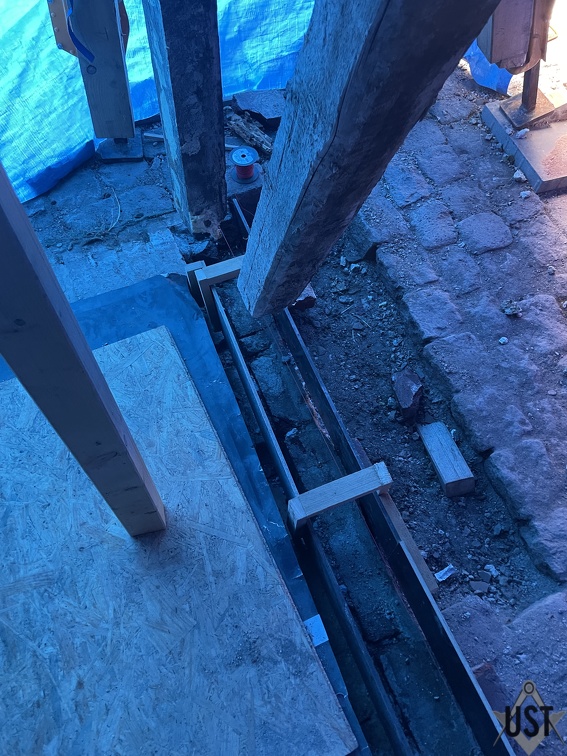 IMG 2124 (6006 Besuche) Verschalung für das Betonfundament der Holzwerkstatt IMG 2124