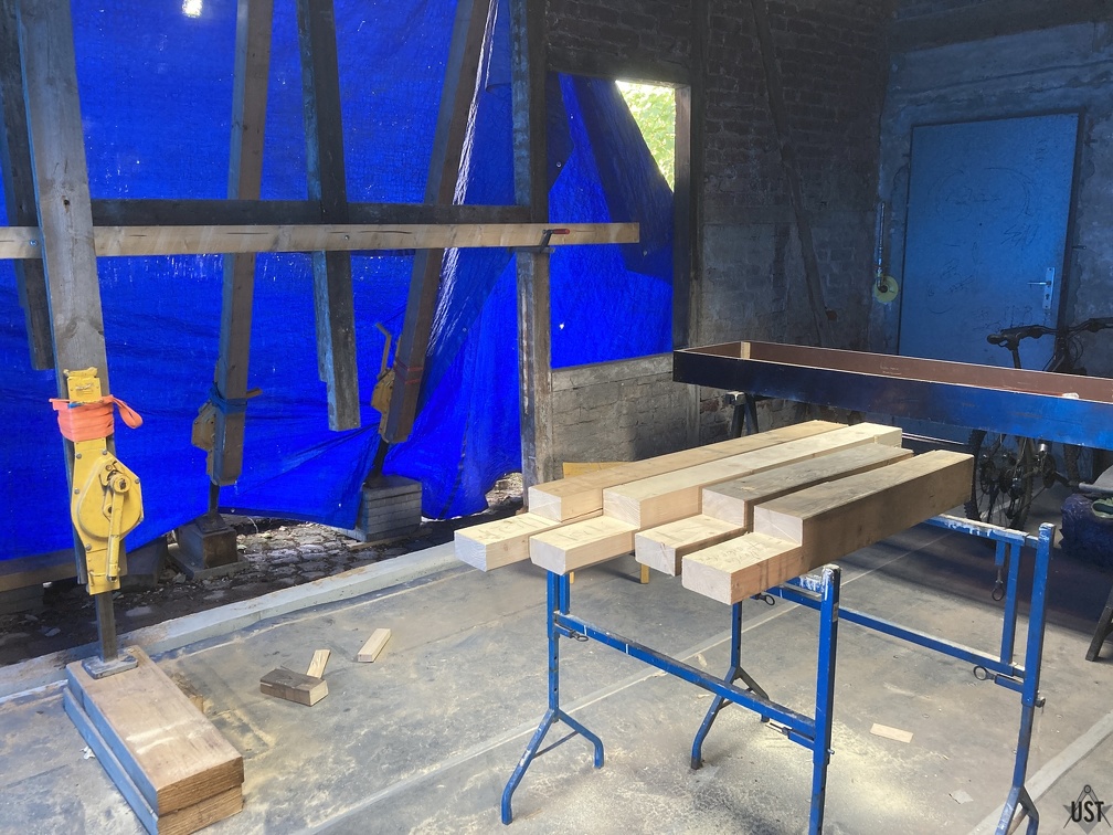 IMG 6989 (6131 Besuche) Balken für die Holzwerkstatt angeblattet IMG 6989