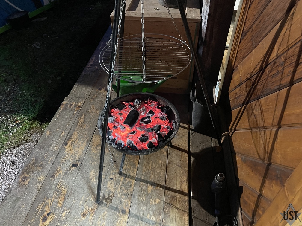 IMG 4569 (4874 Besuche) Und abends wird gegrillt. IMG 4569