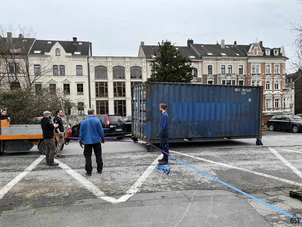 IMG 5068 (3997 Besuche) Wir können inzwischen selber Container bewegen IMG 5068