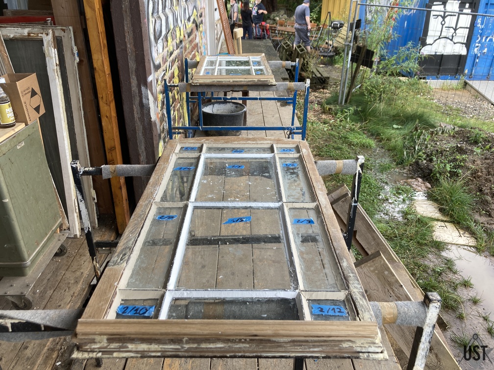 IMG 0690 (3820 Besuche) Fensterfließband fürs Hauptgebäude IMG 0690