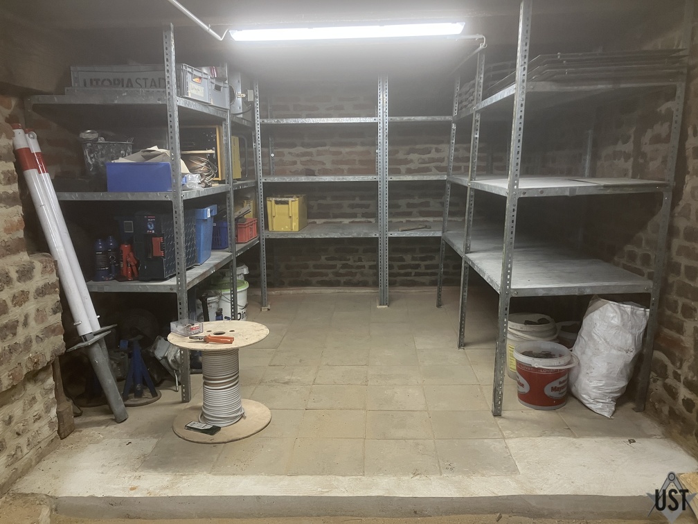 IMG 1057 (3604 Besuche) Weiteres Kellergut zieht um IMG 1057