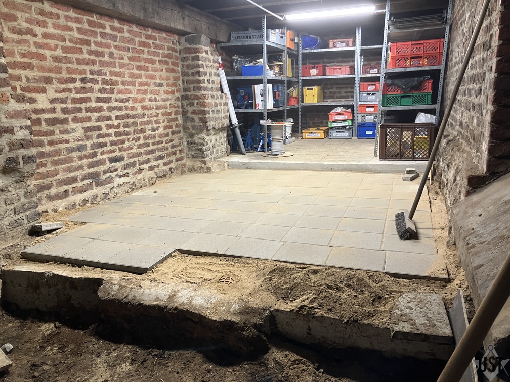 IMG 1119 (3490 Besuche) Diese Fliesen hier warens. IMG 1119